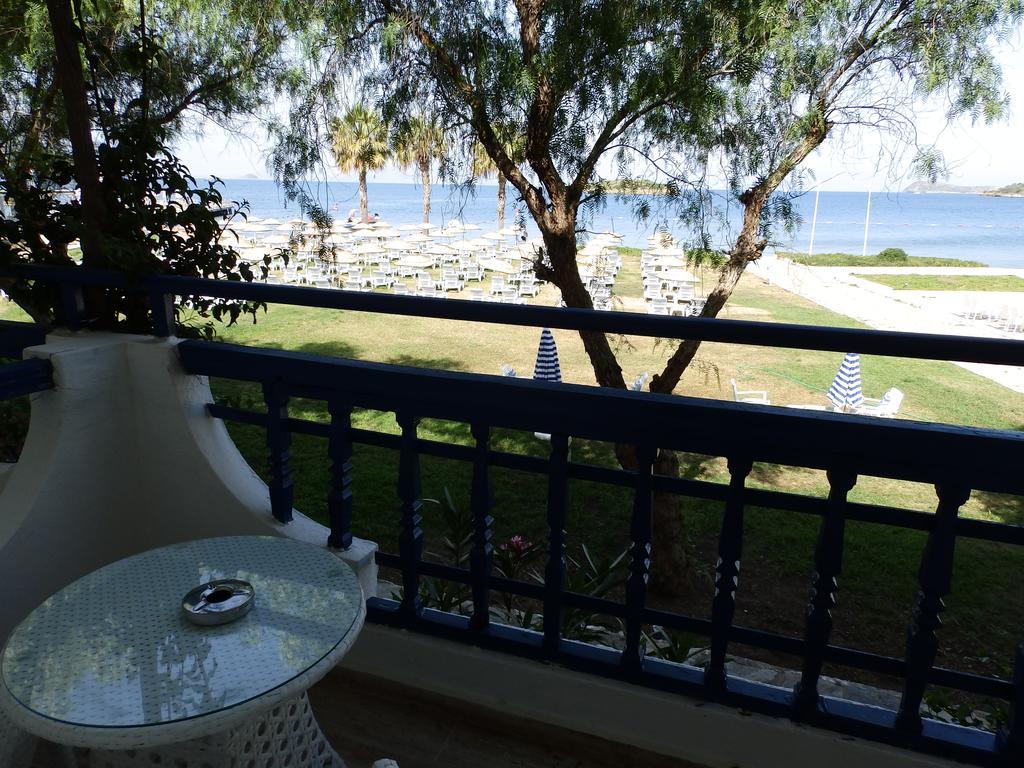 Club Blue White All Inclusive Turgutreis Szoba fotó