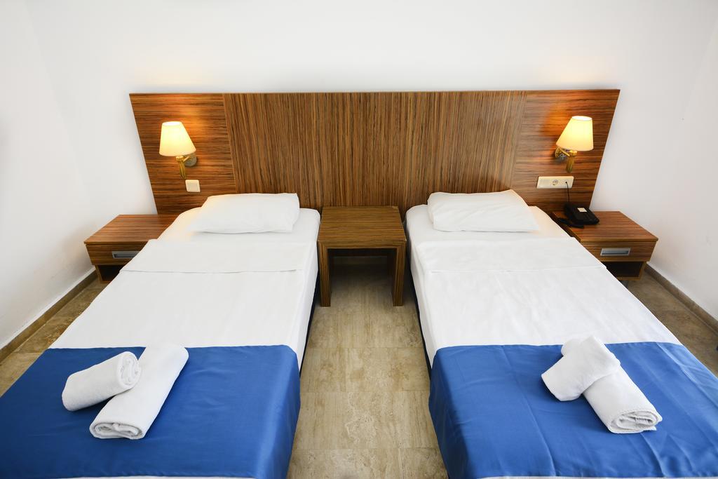 Club Blue White All Inclusive Turgutreis Kültér fotó